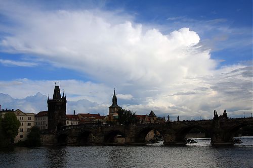     
: prague031.jpg
: 532
:	62.8 
ID:	4343